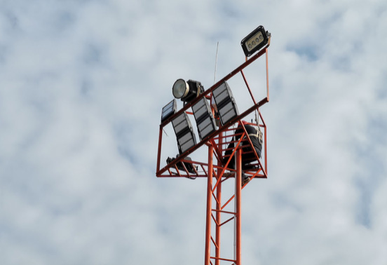 Стандарти світлодіодного світла високої щогли